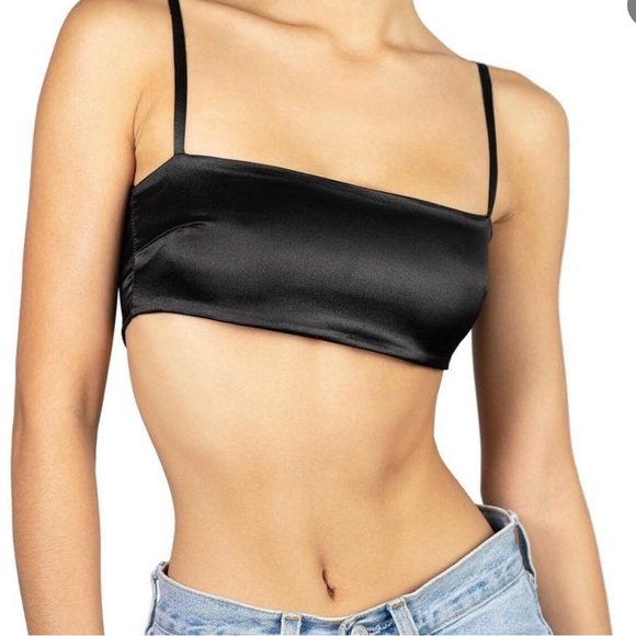 Mika top black cami crop - Picture 2 of 5